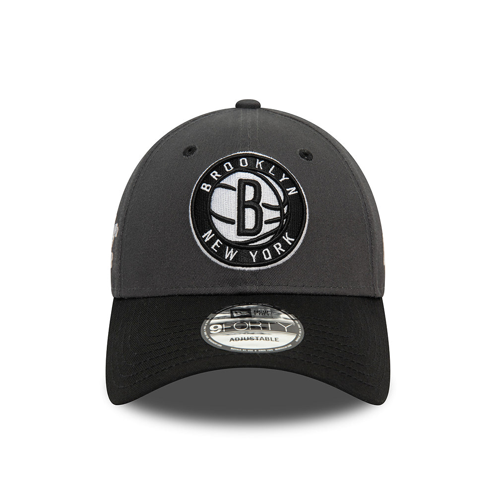 New Era 9FORTY Brooklyn Nets Baseball Cap - NBA Side Patch - Graphite-Black