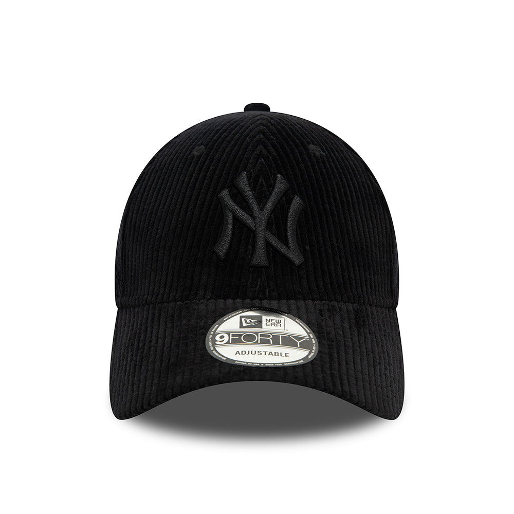 New Era 9FORTY New York Yankees Baseball Cap - MLB Cord - Black On Black