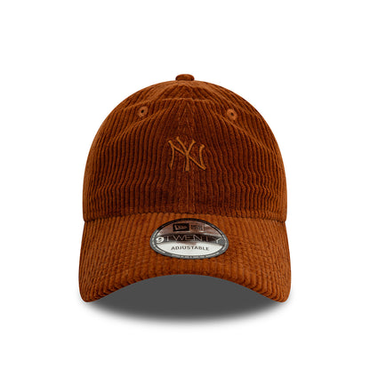 New Era 9TWENTY New York Yankees Baseball Cap - MLB Cord - Brown