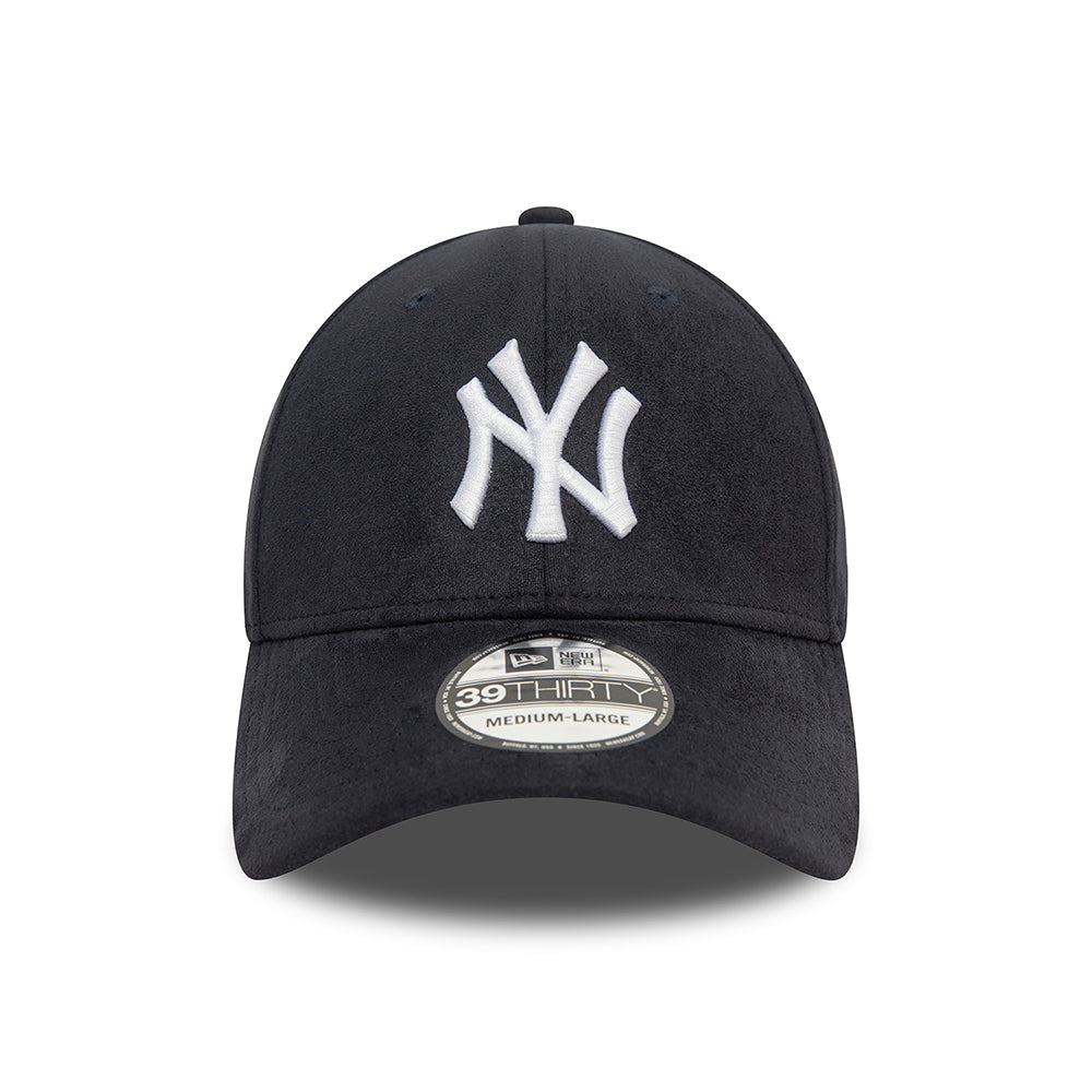 New Era 39THIRTY New York Yankees Baseball Cap - MLB Faux Suede - Navy-White