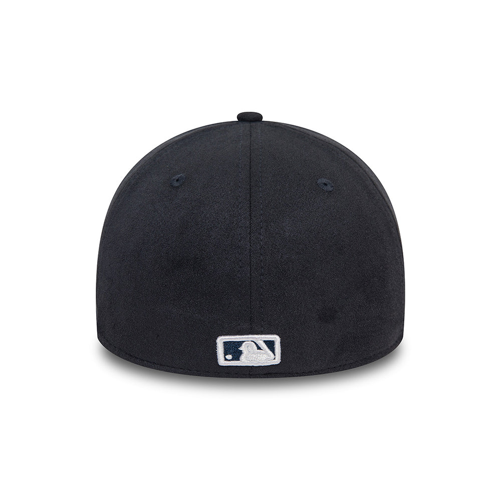 New Era 39THIRTY New York Yankees Baseball Cap - MLB Faux Suede - Navy-White