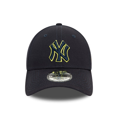 New Era 9FORTY New York Yankees Baseball Cap - MLB Team Outline - Navy-Lime