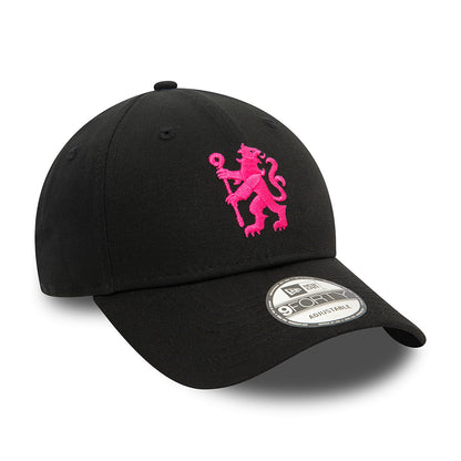 New Era 9FORTY Chelsea FC Baseball Cap - Lion Crest - Black-Hot Pink