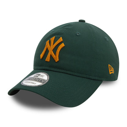 New Era 9TWENTY New York Yankees Baseball Cap - MLB League Essential - Dark Green-Amber