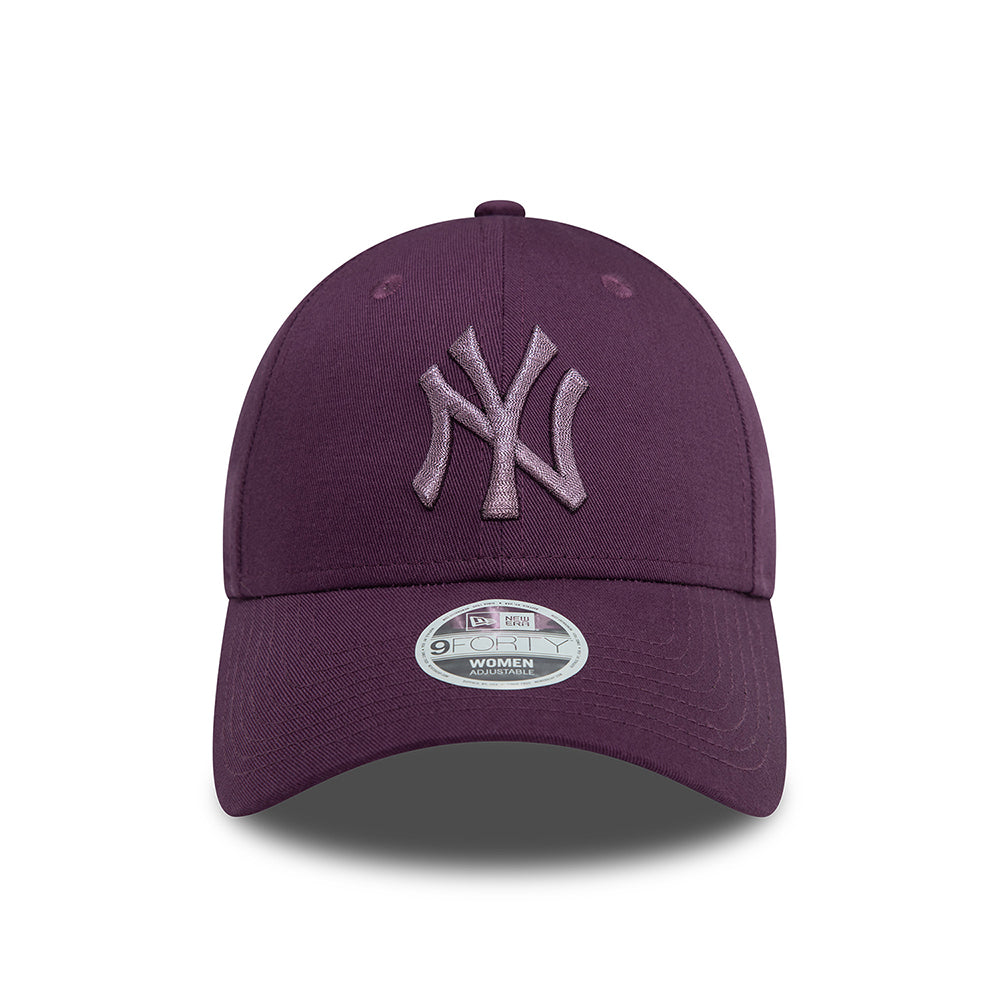 New Era Womens 9FORTY New York Yankees Baseball Cap - MLB Metallic - Damson