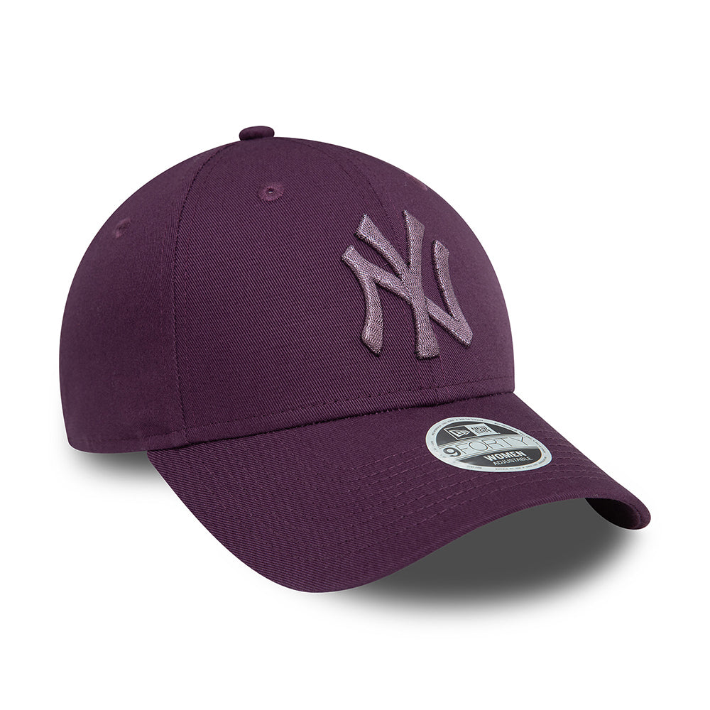 New Era Womens 9FORTY New York Yankees Baseball Cap - MLB Metallic - Damson