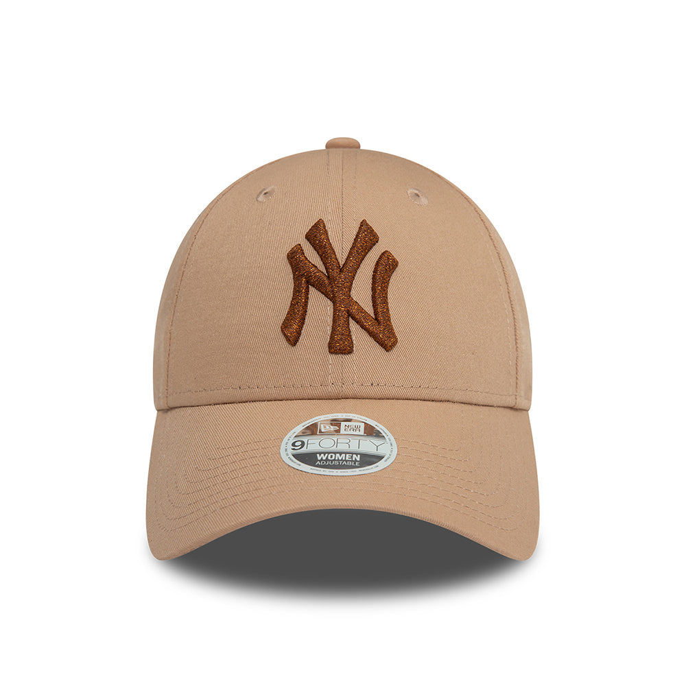 New Era Womens 9FORTY New York Yankees Baseball Cap - MLB Metallic - Taupe