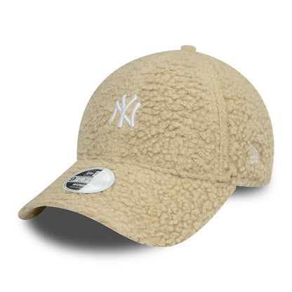 New Era Womens 9FORTY New York Yankees Baseball Cap - MLB Borg - Stone-White