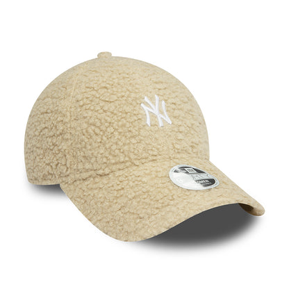 New Era Womens 9FORTY New York Yankees Baseball Cap - MLB Borg - Stone-White