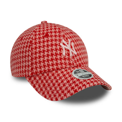 New Era Womens 9FORTY New York Yankees Baseball Cap - MLB Houndstooth - Pink-Scarlet