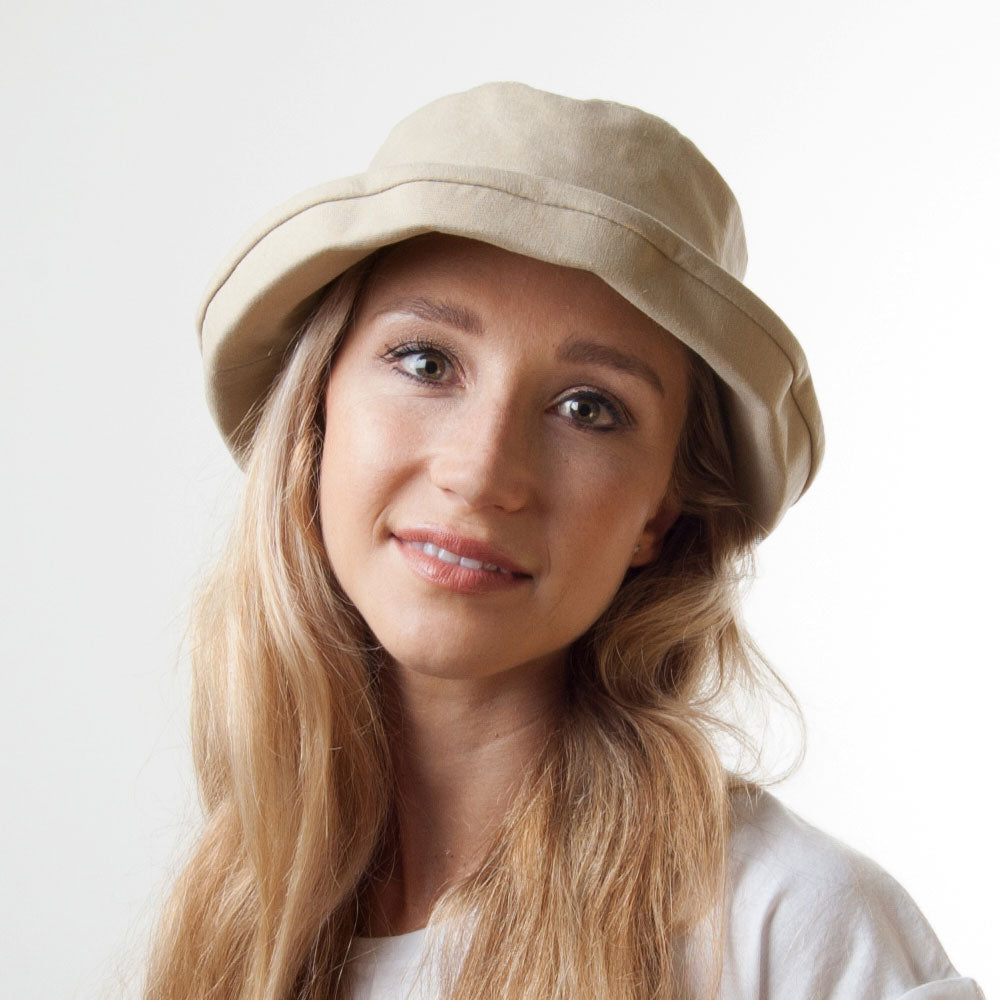 sur la tête Arbres Packable Bucket Hat - Beige