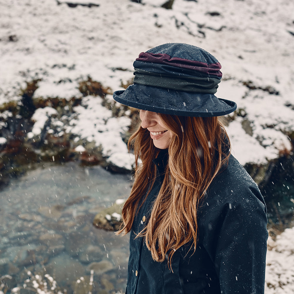 Failsworth Hats Annie Waxed Cotton Rain Bucket Hat - Navy Blue