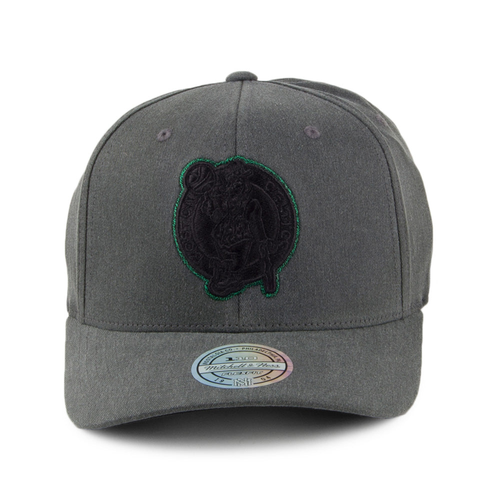 Mitchell & Ness Boston Celtics Snapback Cap - Washed Denim 110 - Black