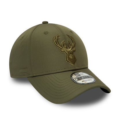 New Era 9FORTY Milwaukee Bucks Baseball Cap - NBA Tonal Nylon - Olive