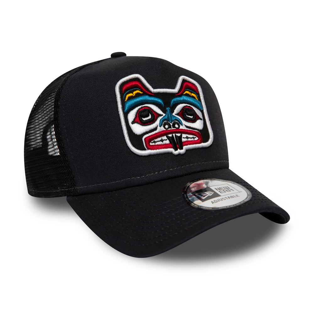 New Era Bear Tattoo Trucker Cap - Navy Blue