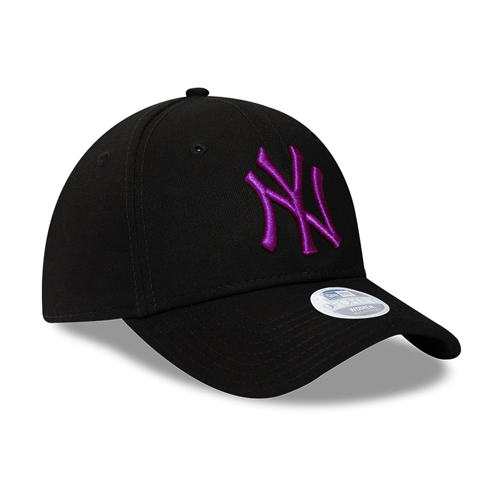 New Era Womens 9FORTY New York Yankees Baseball Cap - MLB Colour Essential - Black-Purple