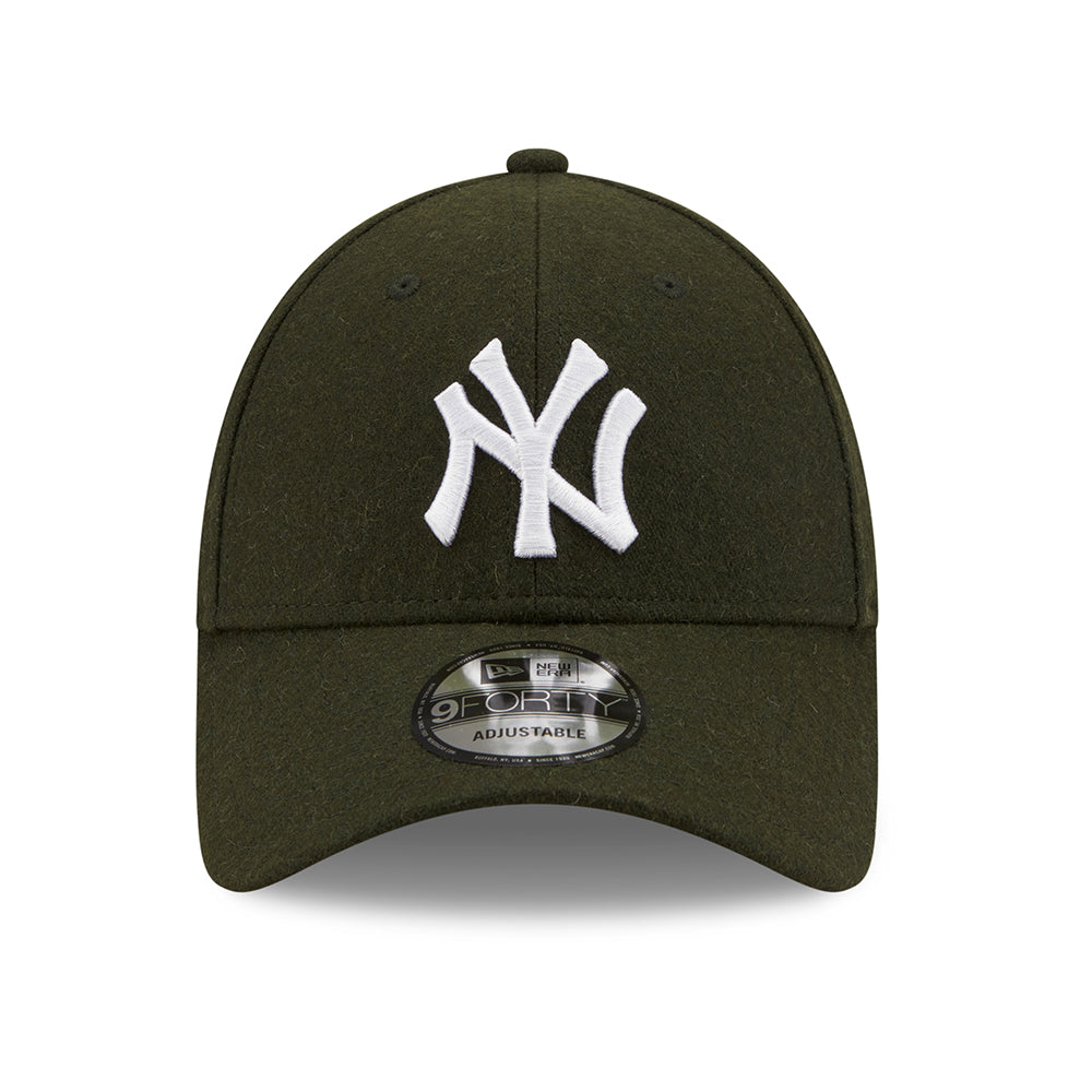 New Era 9FORTY New York Yankees Baseball Cap - MLB Winterized The League - Olive