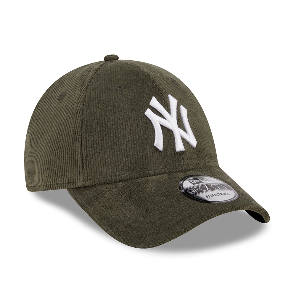 New Era 9FORTY New York Yankees Baseball Cap - MLB Cord Fabric - Olive