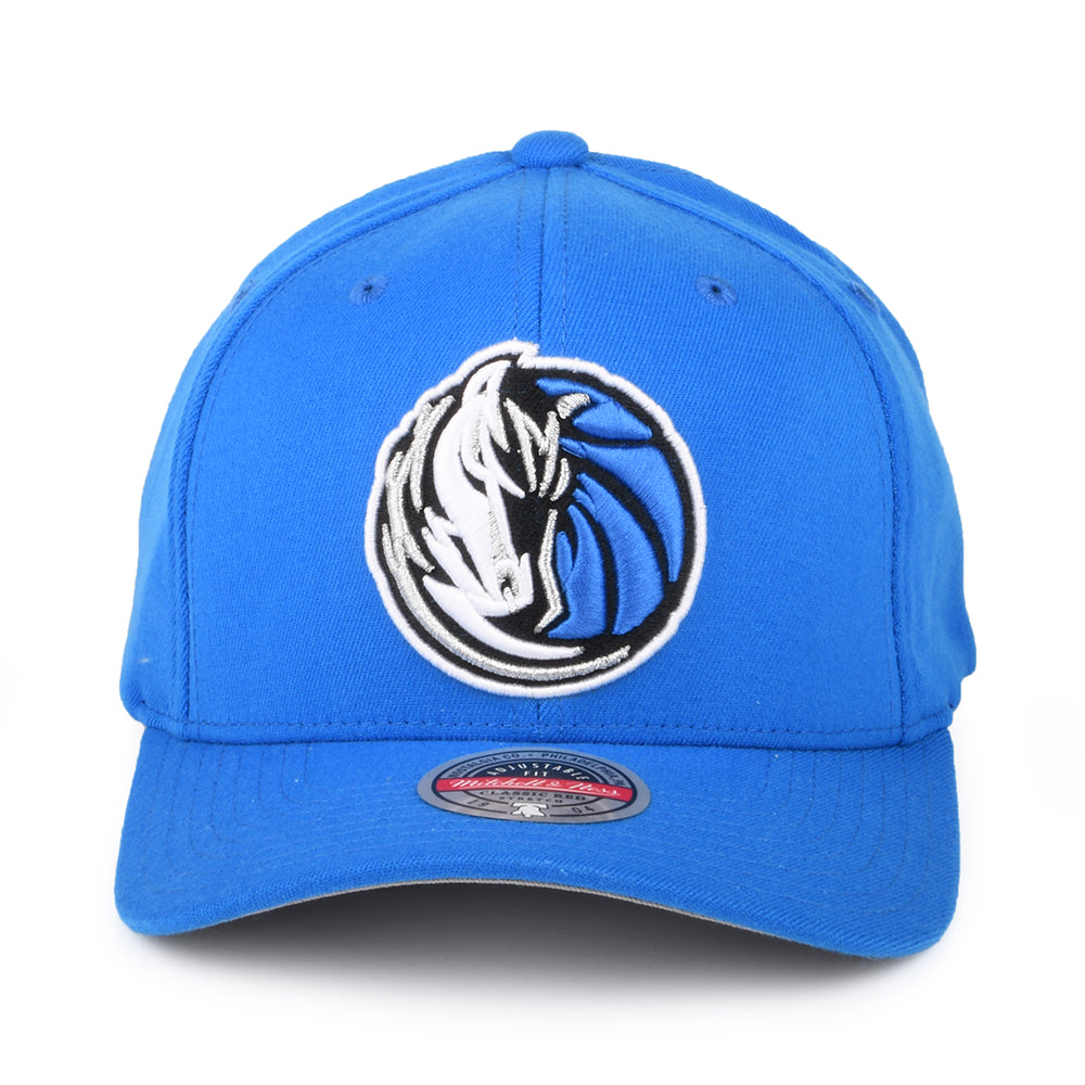 Mitchell & Ness Dallas Mavericks Snapback Cap - NBA Team Ground Stretch - Blue