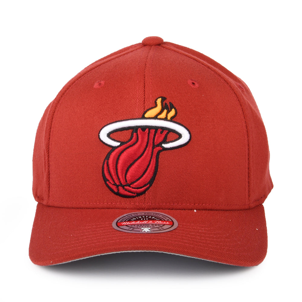 Mitchell & Ness Miami Heat Snapback Cap - NBA Team Ground Stretch - Burgundy