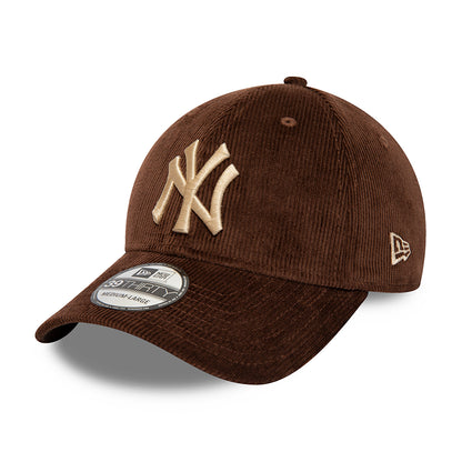 New Era 39THIRTY New York Yankees Baseball Cap - MLB Corduroy - Brown