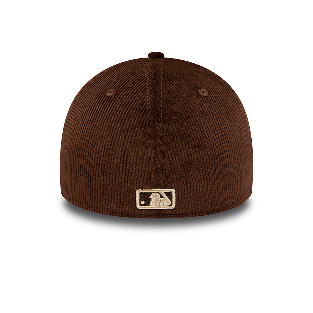 New Era 39THIRTY New York Yankees Baseball Cap - MLB Corduroy - Brown