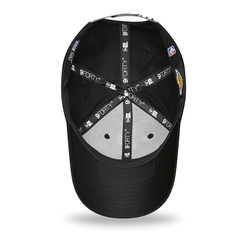 New Era 9FORTY L.A. Lakers Snapback Cap - NBA Foil Logo - Black