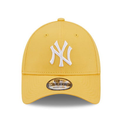 New Era 9FORTY New York Yankees Baseball Cap - MLB League Essential - Honey-White