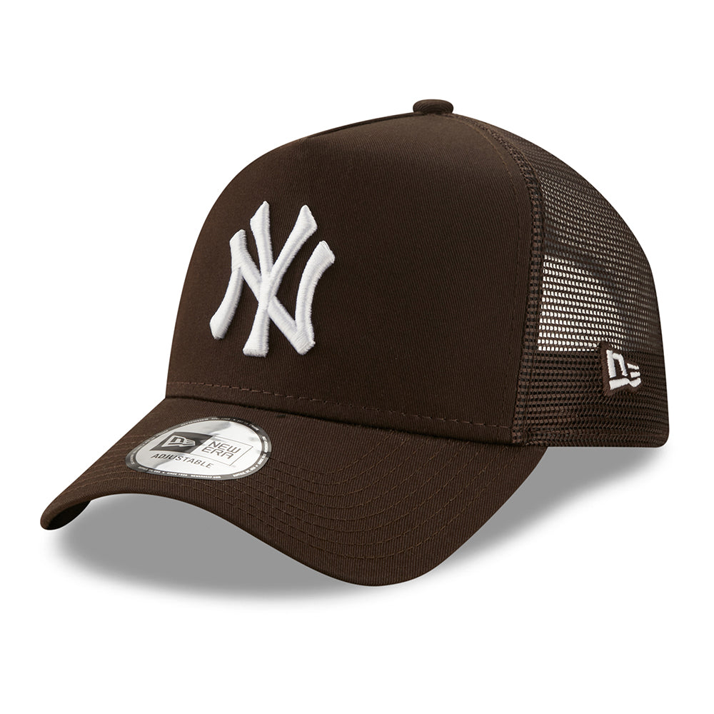 New Era 9FORTY New York Yankees A-Frame Trucker Cap - MLB League Essential - Dark Brown-White