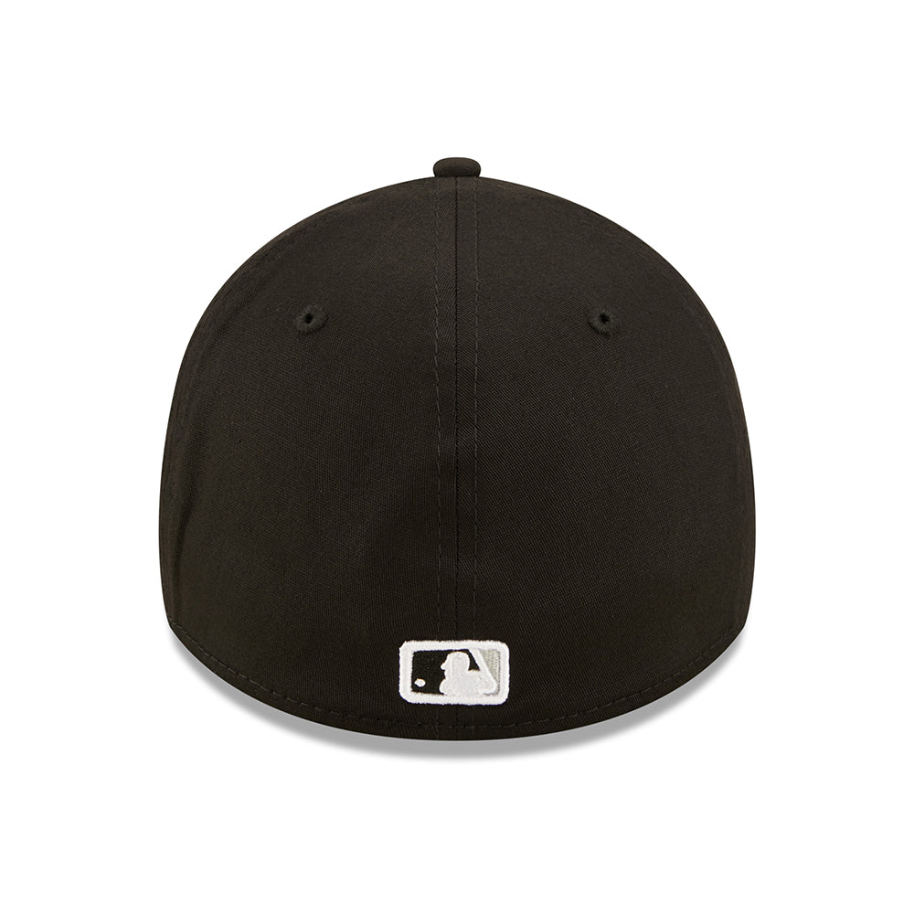 New Era 39THIRTY Chicago White Sox Baseball Cap - MLB Team Outline - Black