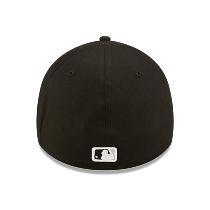 New Era 39THIRTY Chicago White Sox Baseball Cap - MLB Team Outline - Black