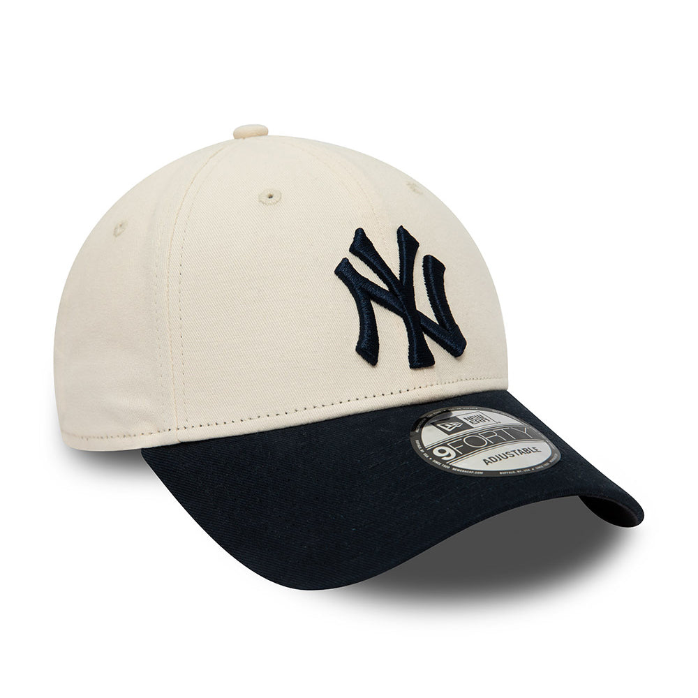 New Era 9FORTY New York Yankees Baseball Cap - MLB - Cream-Navy