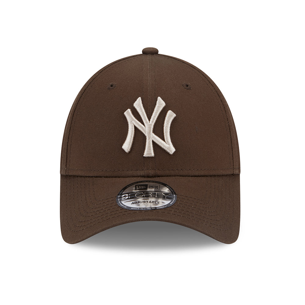 New Era 9FORTY New York Yankees Baseball Cap - MLB League Essential - Brown-Stone