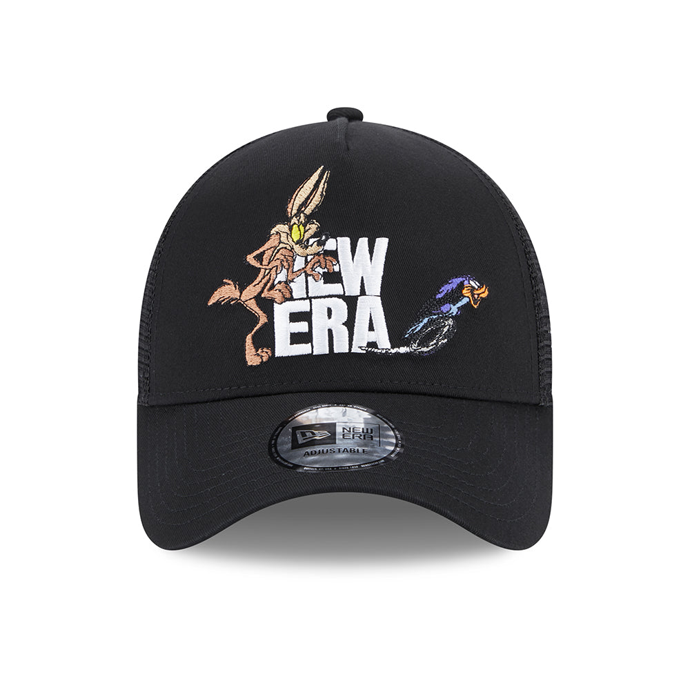 New Era Wile E. Coyote & the Road Runner A-Frame Trucker Cap - Looney Tunes - Black