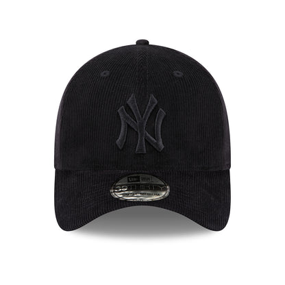 New Era 39THIRTY New York Yankees Baseball Cap - Cord - Black On Black