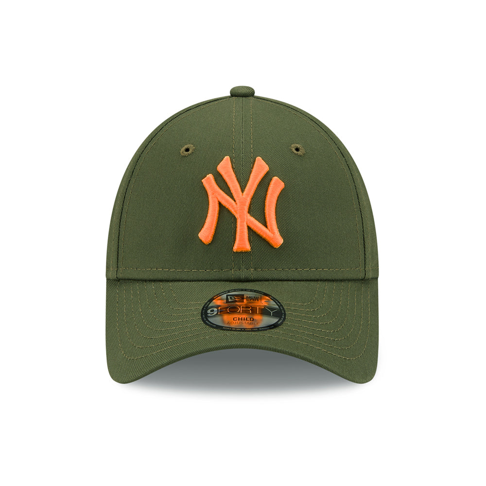 New Era Kids 9FORTY New York Yankees Baseball Cap - MLB League Essential - Olive-Orange